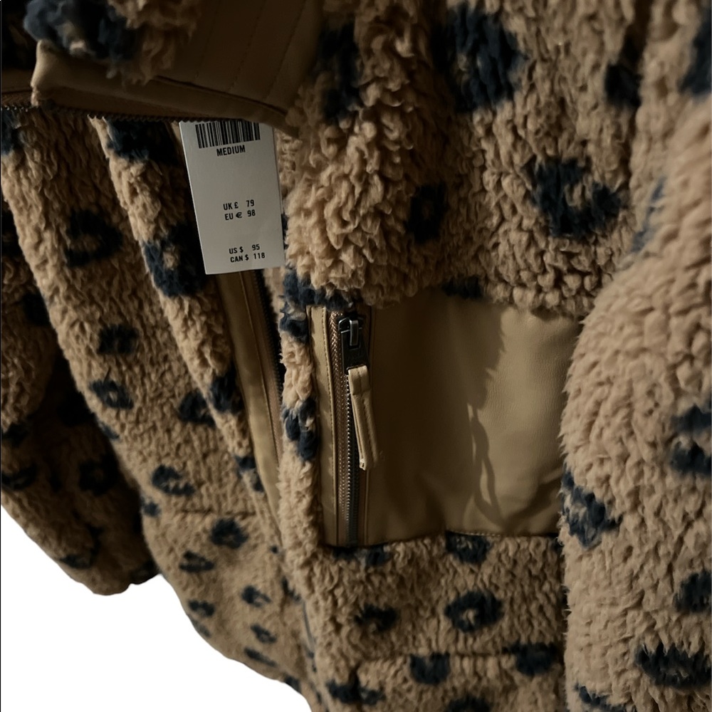 A&F Leopard Sherpa Jacket.  NWT SIZE M